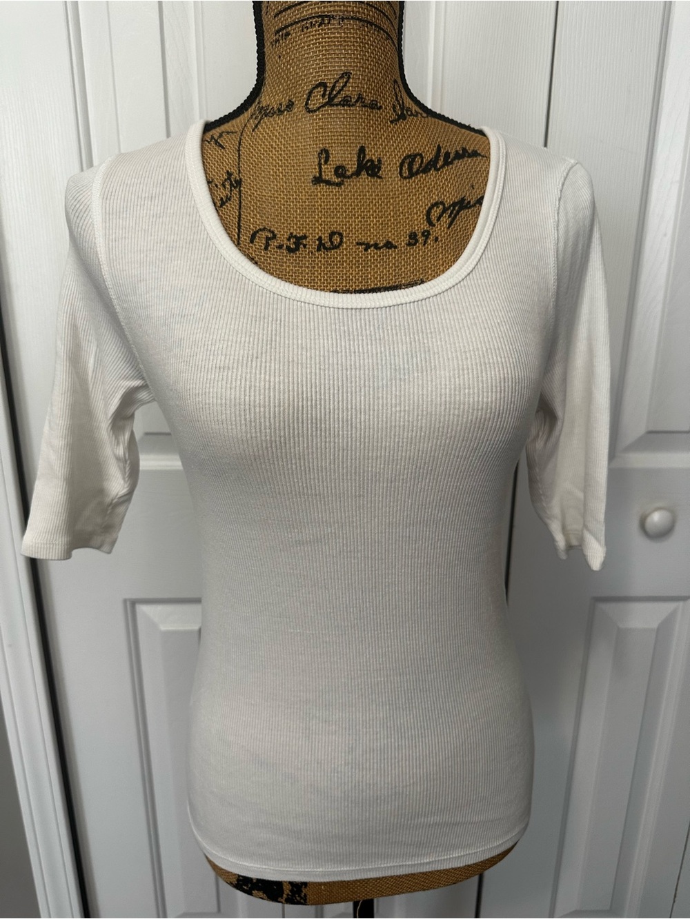 Quince White Short Sleeve Scoop Neck Ribbed Top
